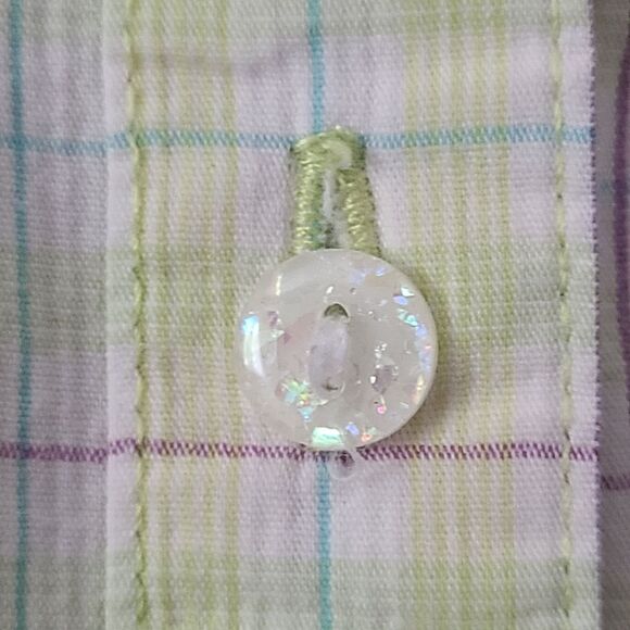 AURA Wrangler Plaid Button Down Top Large - Picture 4 of 8